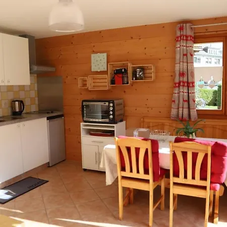 Petit Nid Douillet Au Coeur De Salvanles Marecottes Salvan